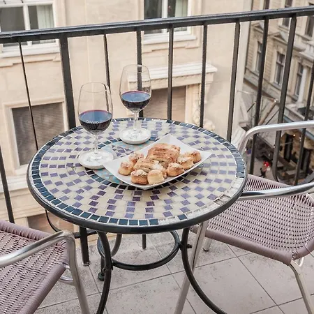 Basilica Panorama Apartman * Будапешт
