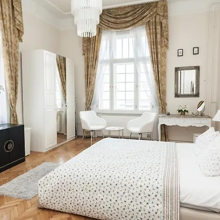 Basilica Panorama Apartman Апартаменты